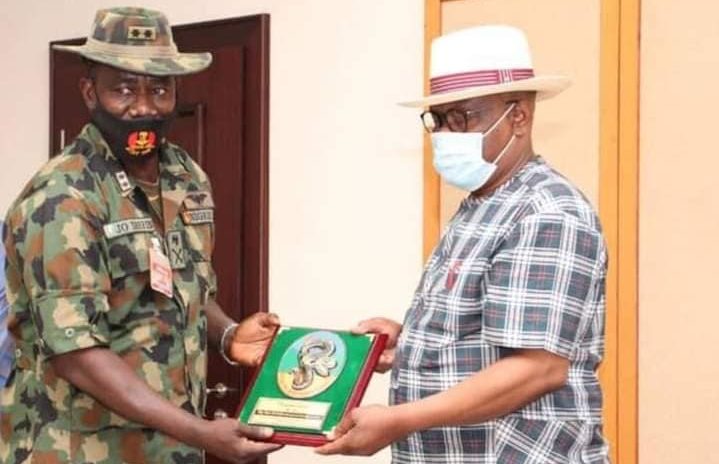 Shun Partisan Politics; Governor Wike Charges New Army GOC As He Seeks Collaboration in The Fight Against Criminality