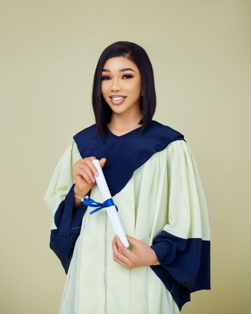 Miss Face of Humanity Nigeria Graduates as EMS Instructor